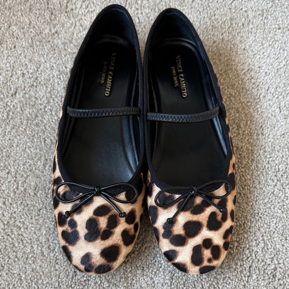 Vince Camuto x Emily Travis Reese Ballet Flat, Size 8